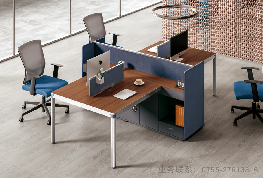 4���k����